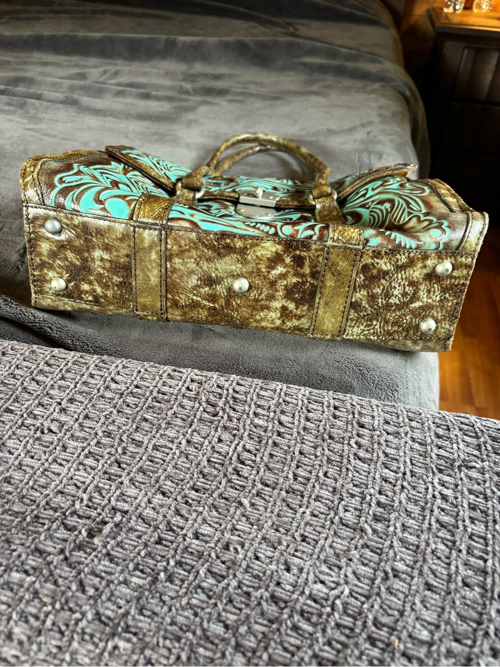 Patricia Nash Italian Leather Vienna Satchel, Tooled Turquoise, Like New Purse - Picture 12 of 16